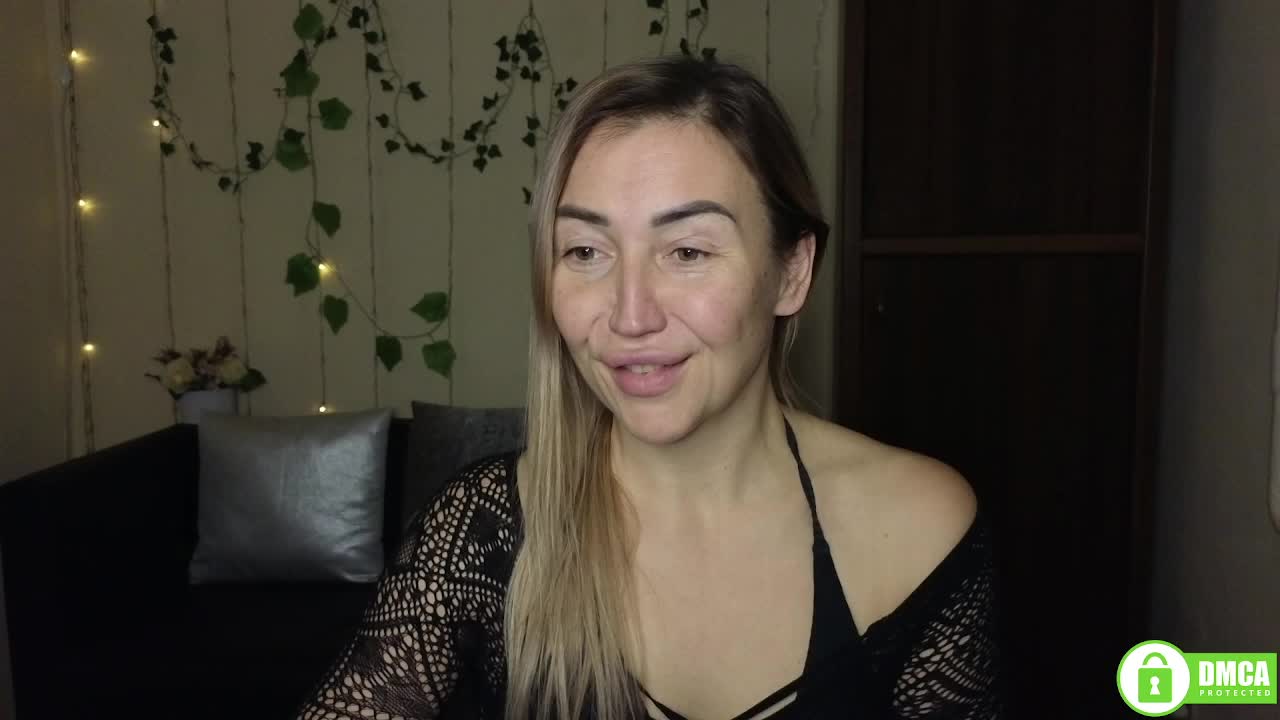Jullyblondkiss Live Sex January 10, 2026