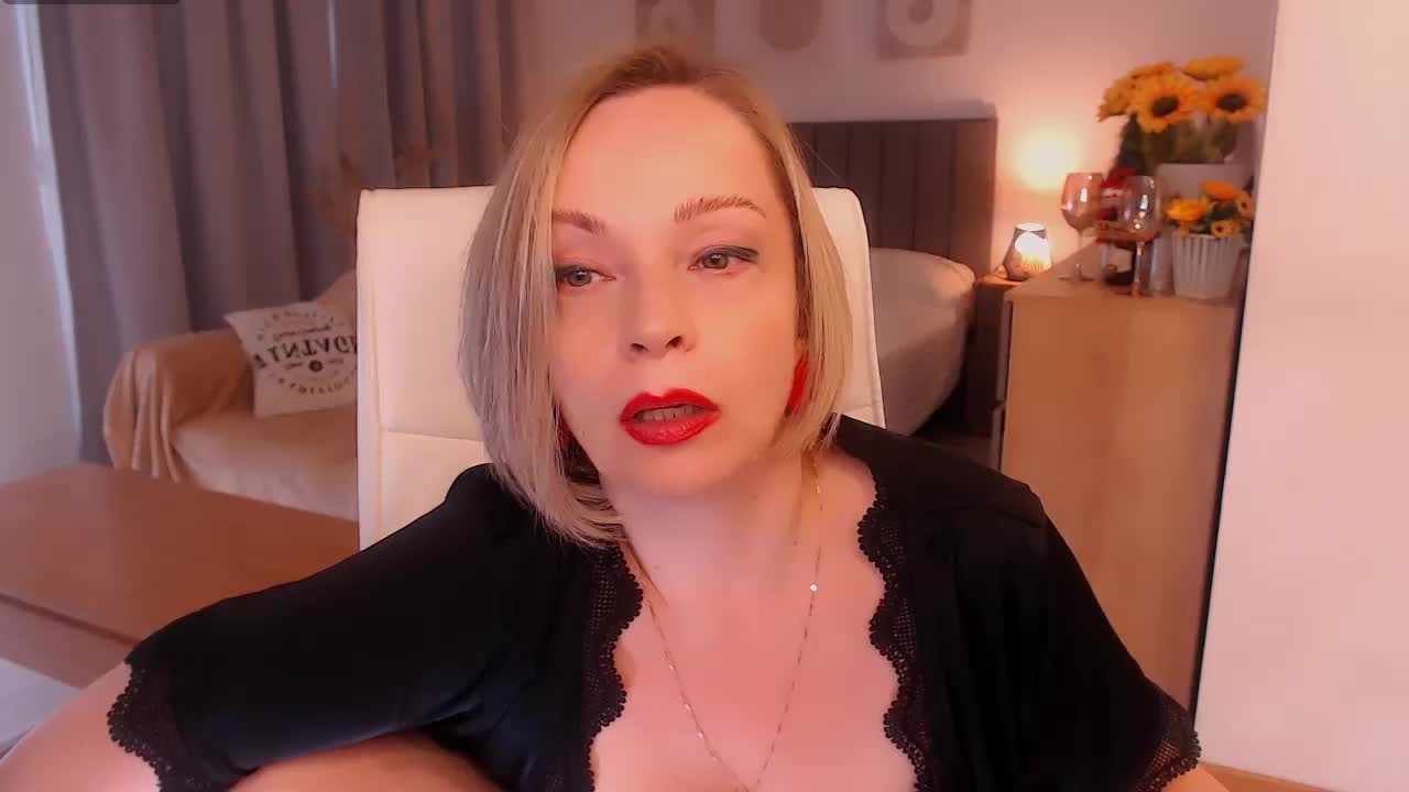 Tilly-Eliot Live Sex January 10, 2026