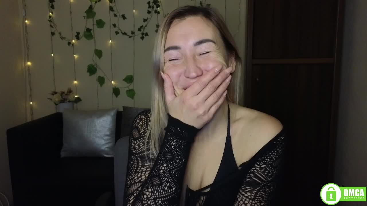 Jullyblondkiss Live Sex January 10, 2026