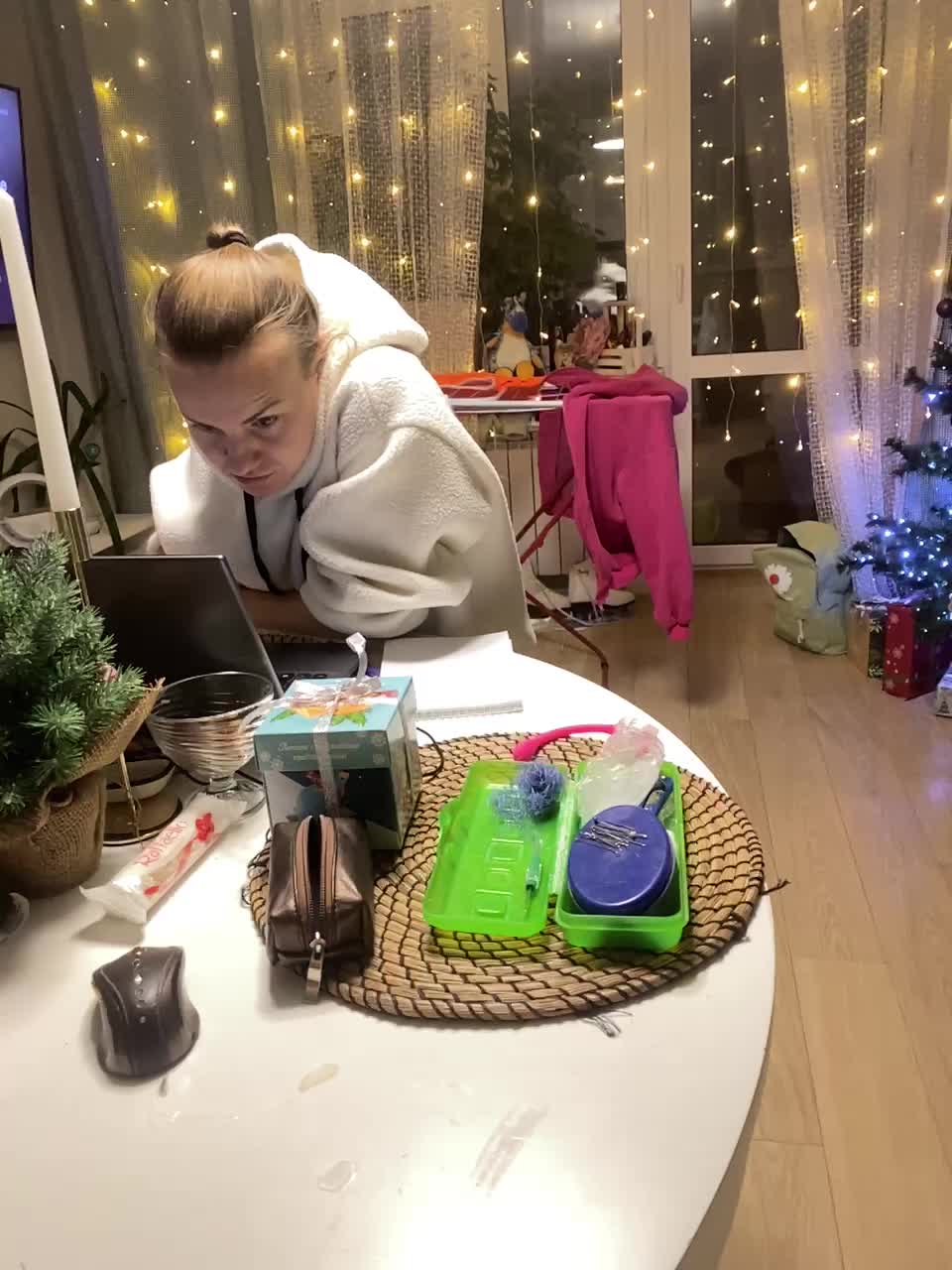 YuGoVi Live Sex January 11, 2026