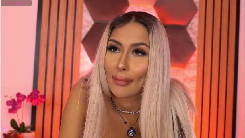 goldenamberx Live Sex January 11, 2026