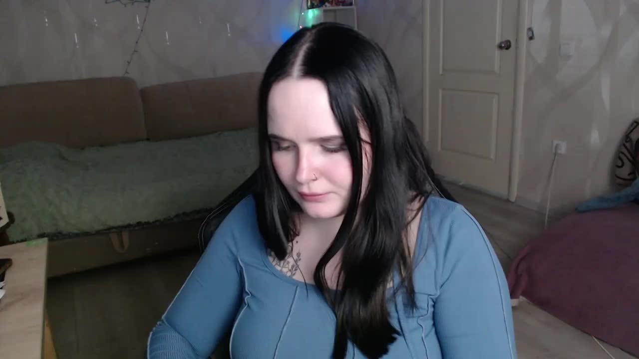 Lizzi-Peach Live Sex January 11, 2026