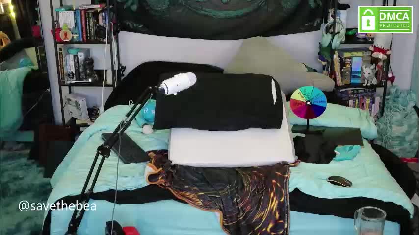 savethebea Live Sex January 11, 2026