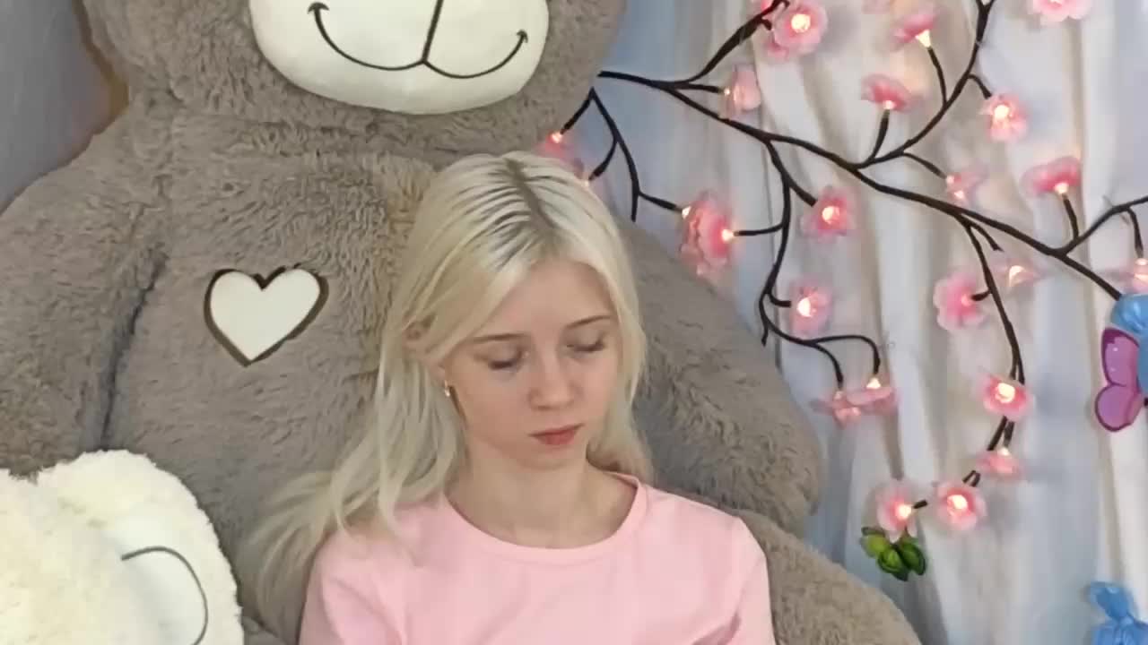 ViollaDream Live Sex January 11, 2026