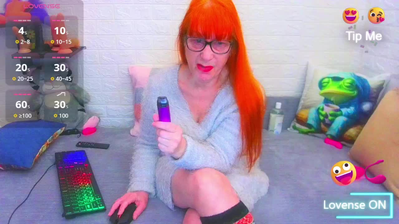 FoxyMature Live Sex January 12, 2026