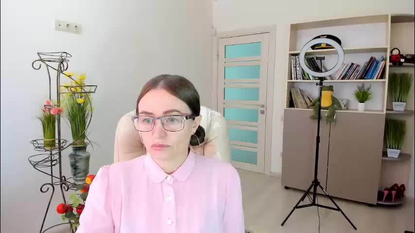 vika7333 Live Sex January 12, 2026