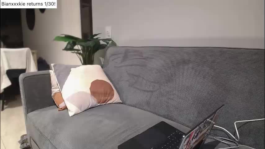 gizzlemcclizzle Live Sex January 12, 2026