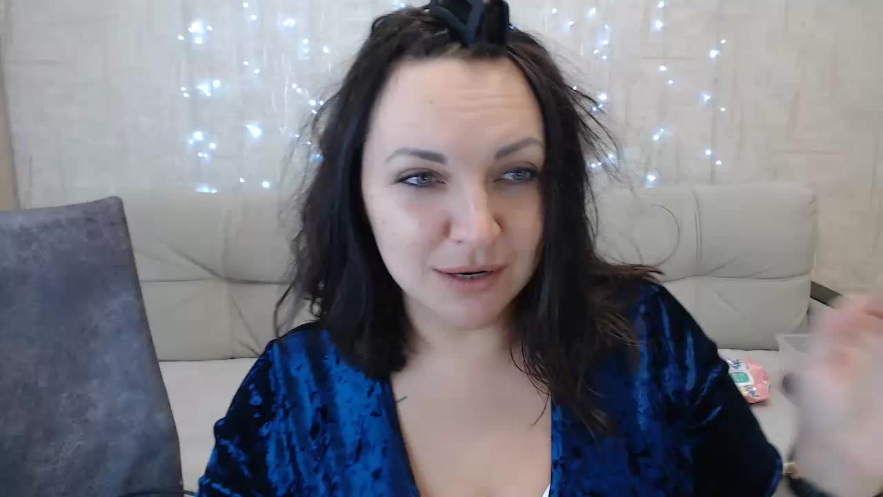 JenniferTheChic Live Sex January 12, 2026