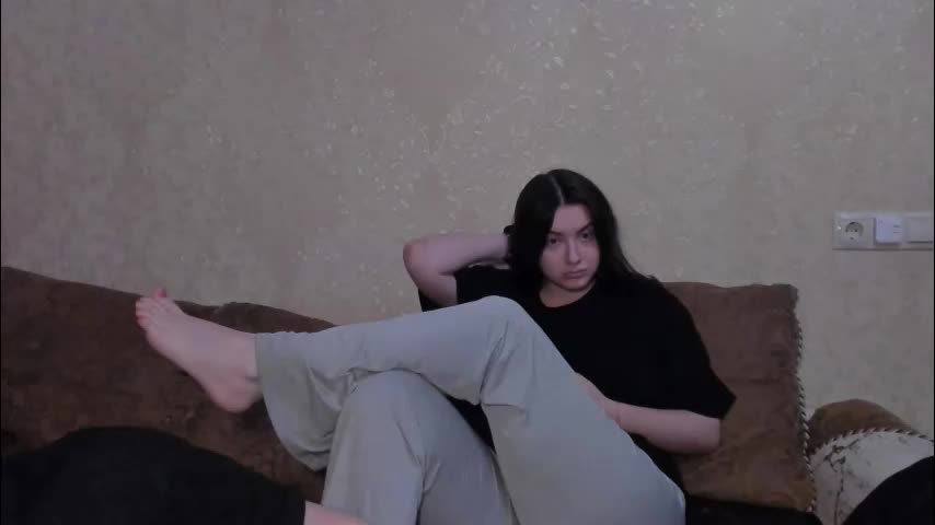 lizzi_muur Live Sex January 12, 2026