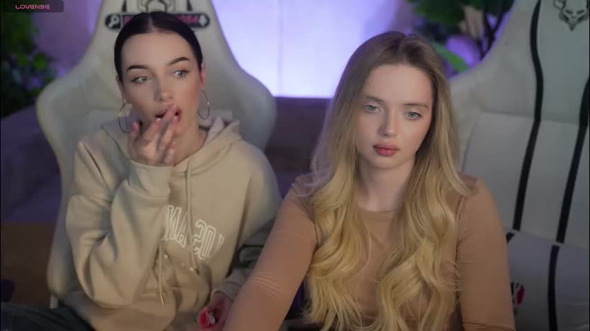 kira0541 Live Sex January 12, 2026