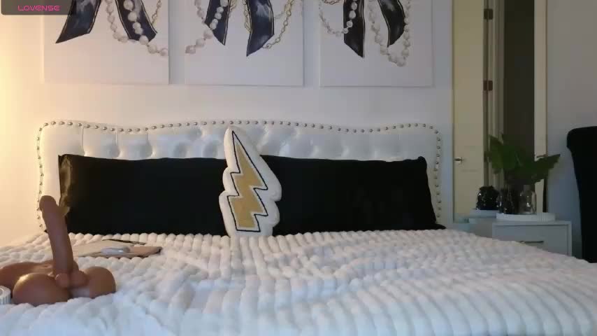 VioletBaby Live Sex January 12, 2026