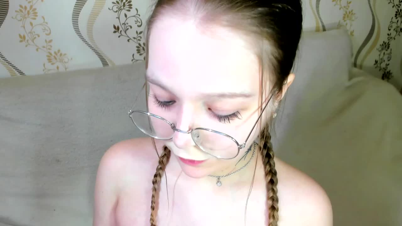 MelMooon Live Sex January 13, 2026