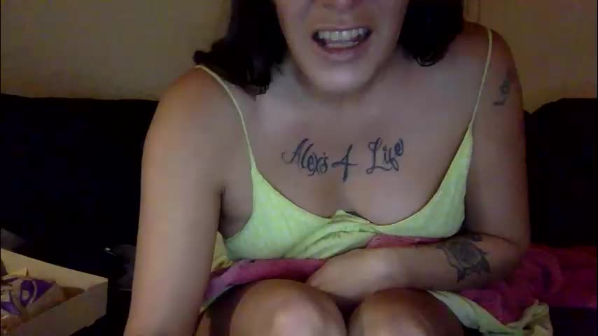 milfsfreaky69 Live Sex January 13, 2026