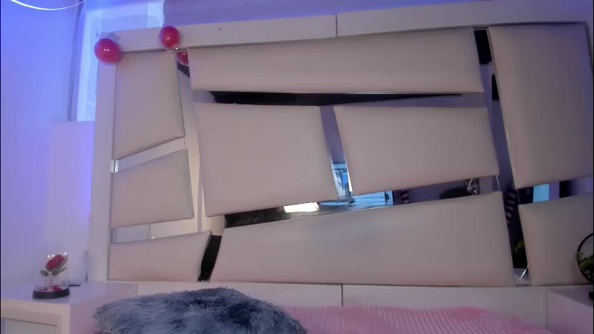 chrystal_jade Live Sex January 13, 2026