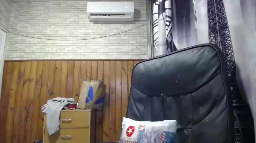 xxxnewlywedsxxx Live Sex January 13, 2026