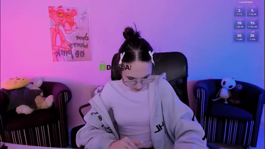 mona_cloud Live Sex January 13, 2026