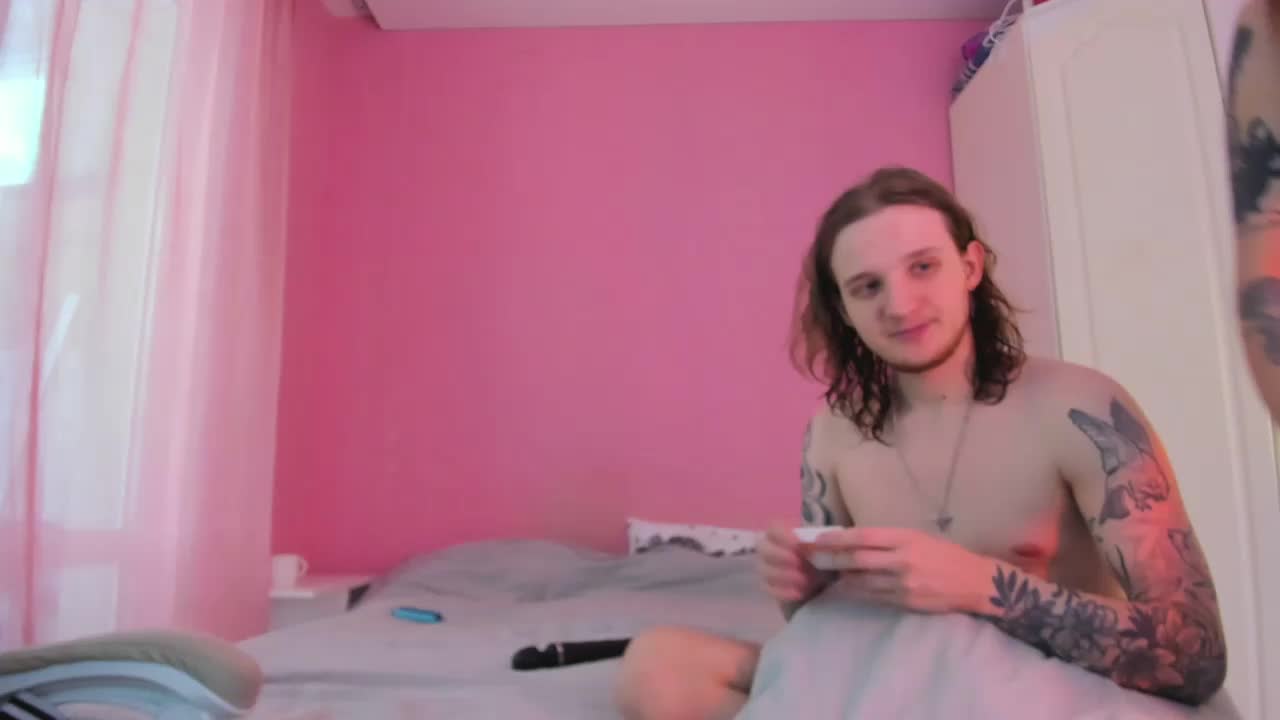 couple-tats Live Sex January 13, 2026