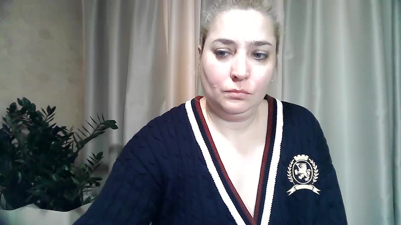 KickaIricka Live Sex January 13, 2026