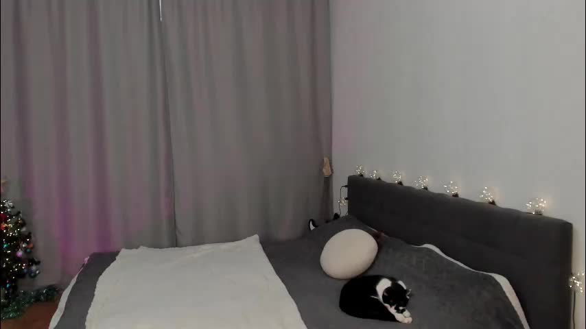 gin_yoon Live Sex January 14, 2026