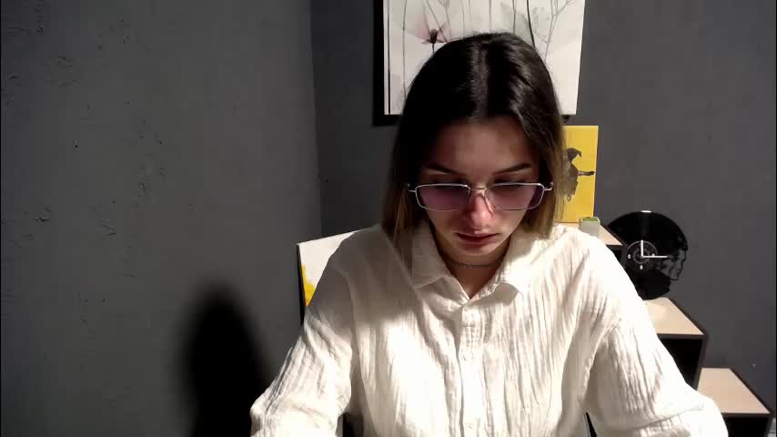 olivia_vi Live Sex January 14, 2026