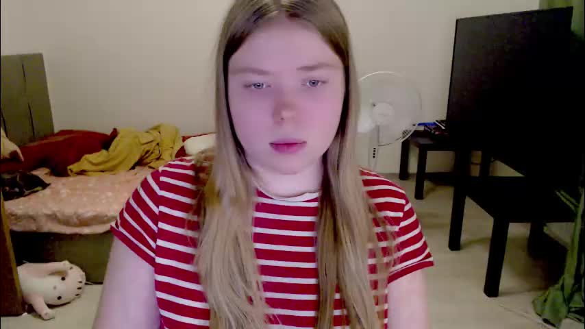 kitten_jenny01 Live Sex January 14, 2026