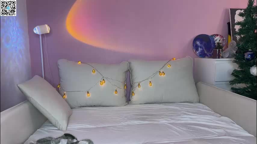 ameliia_castro Live Sex January 14, 2026