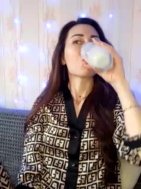 -Feral-Berry- Live Sex January 14, 2026