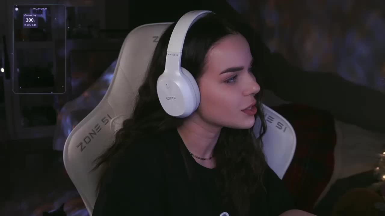 MiniNika Live Sex January 14, 2026