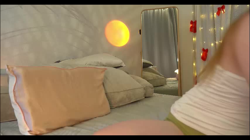 mona_elisa Live Sex January 14, 2026