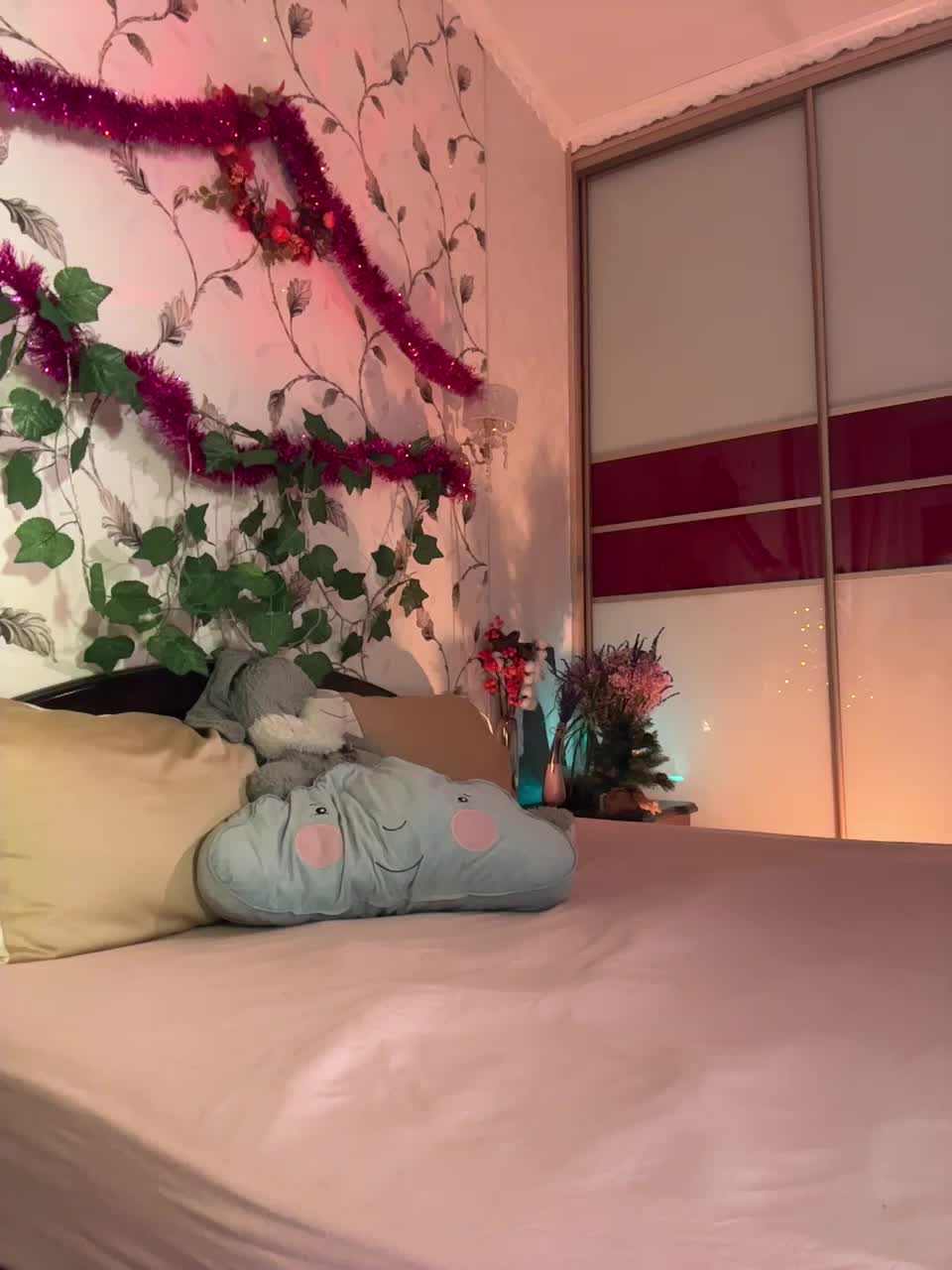 WednesdayFridayAddams Live Sex January 14, 2026