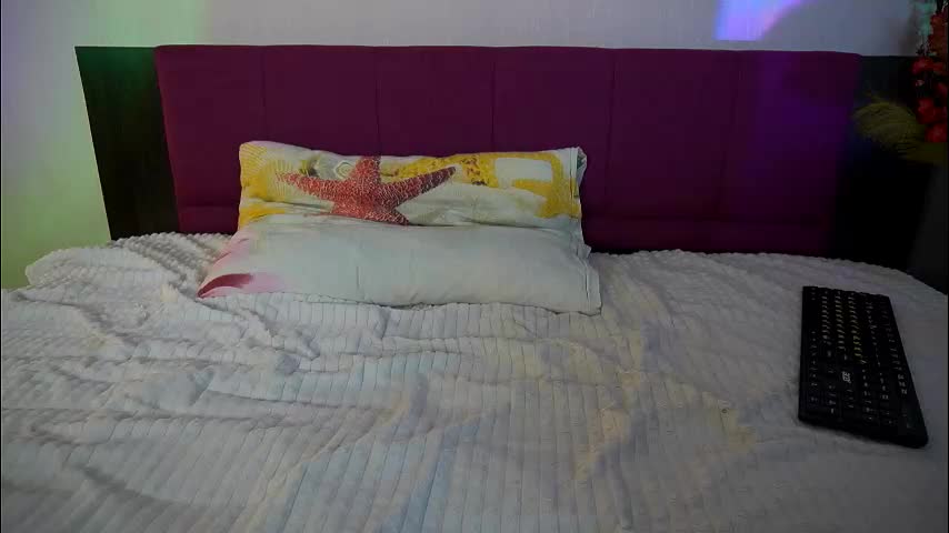 holyyy_fuck Live Sex January 15, 2026