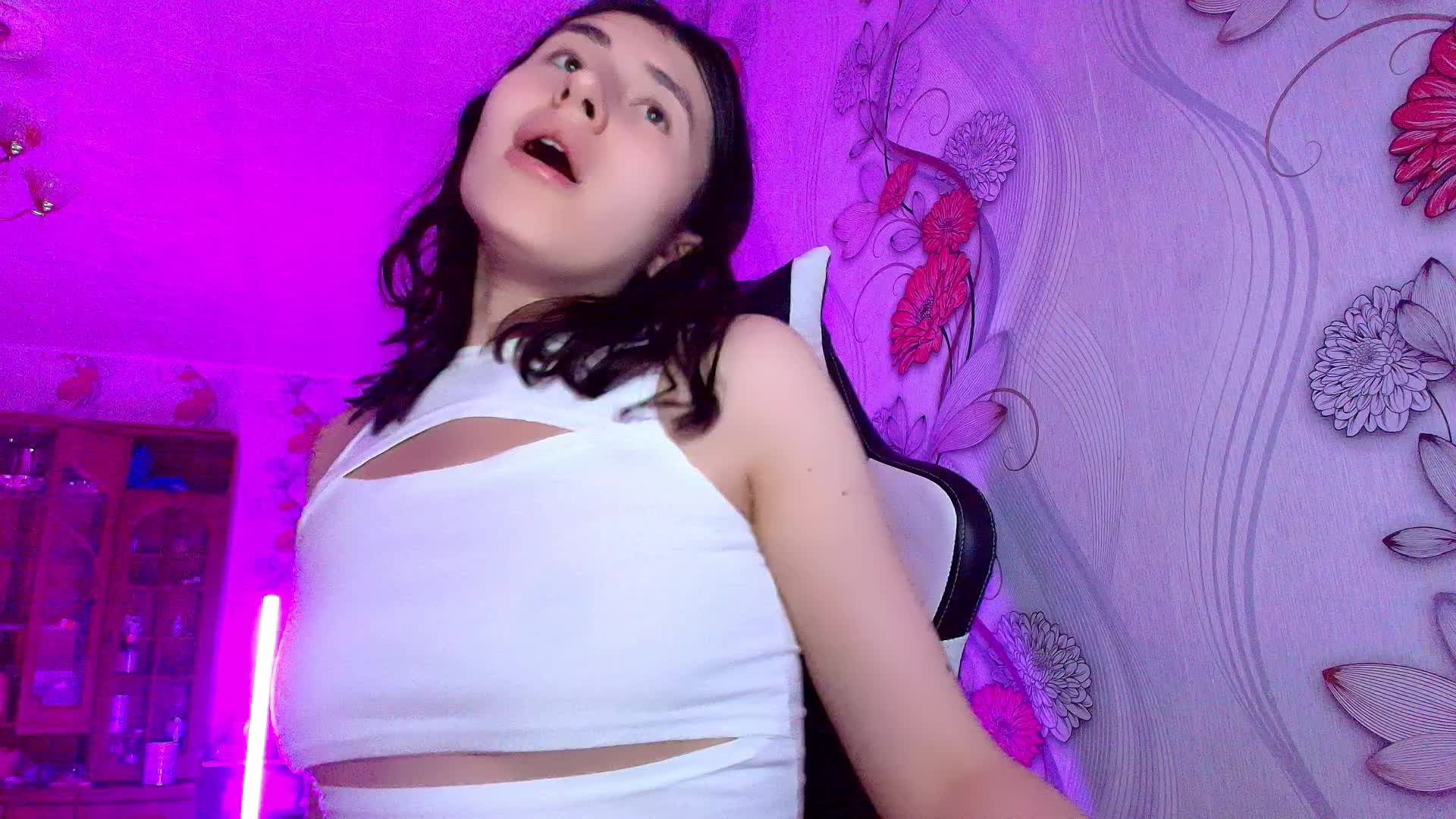 KristinaScott Live Sex January 15, 2026