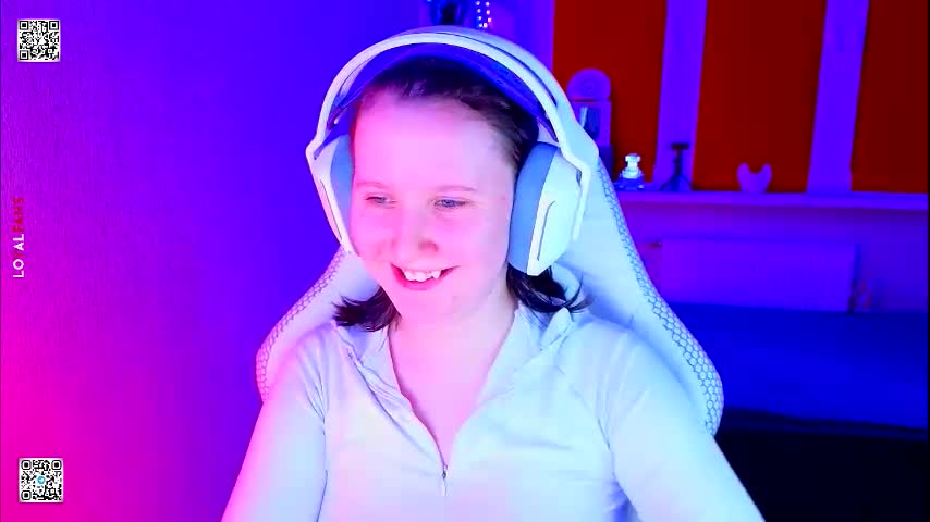 moon_avengers Live Sex January 15, 2026