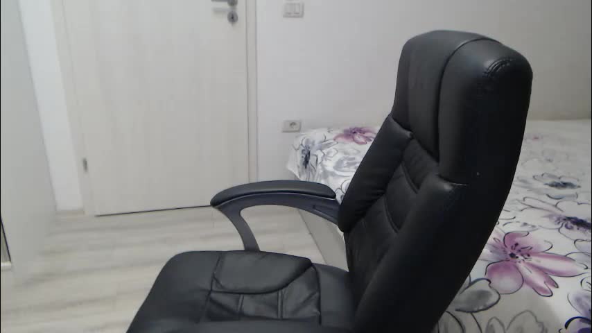 blue_eyes96 Live Sex January 16, 2026