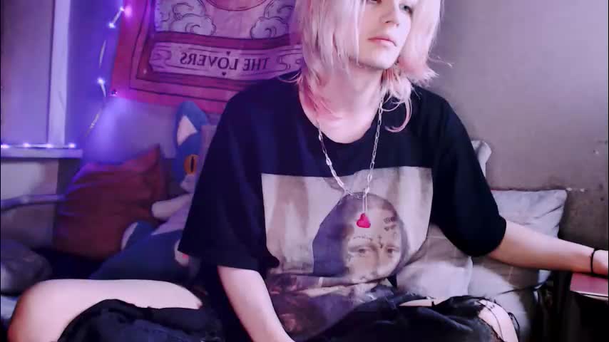 alien_bella Live Sex January 16, 2026
