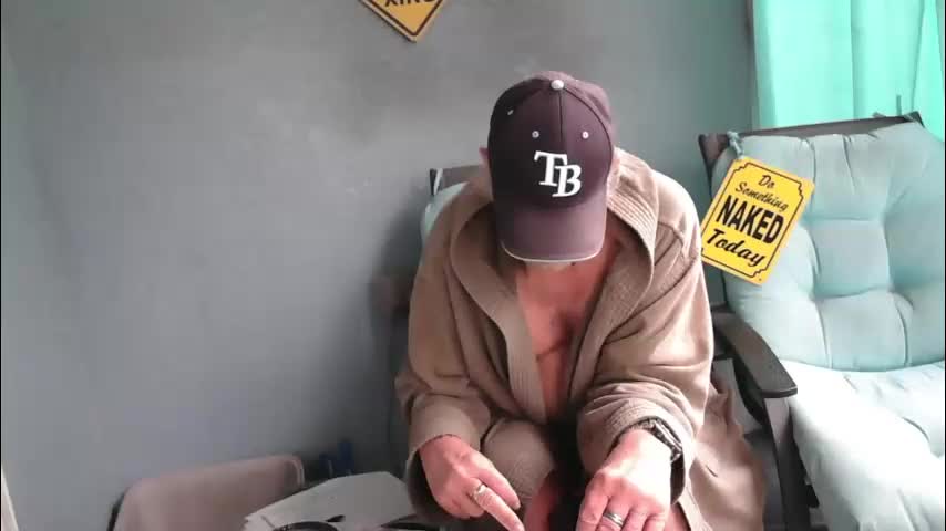 smallpenisbigtongue Live Sex January 16, 2026