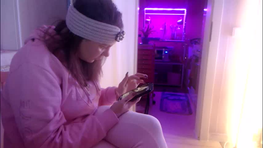 melli23 Live Sex January 17, 2026