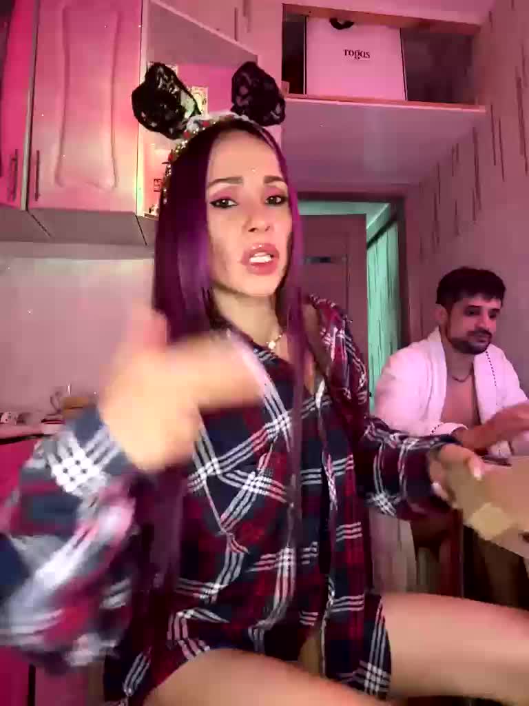 VIP17CoupleDream Live Sex January 17, 2026