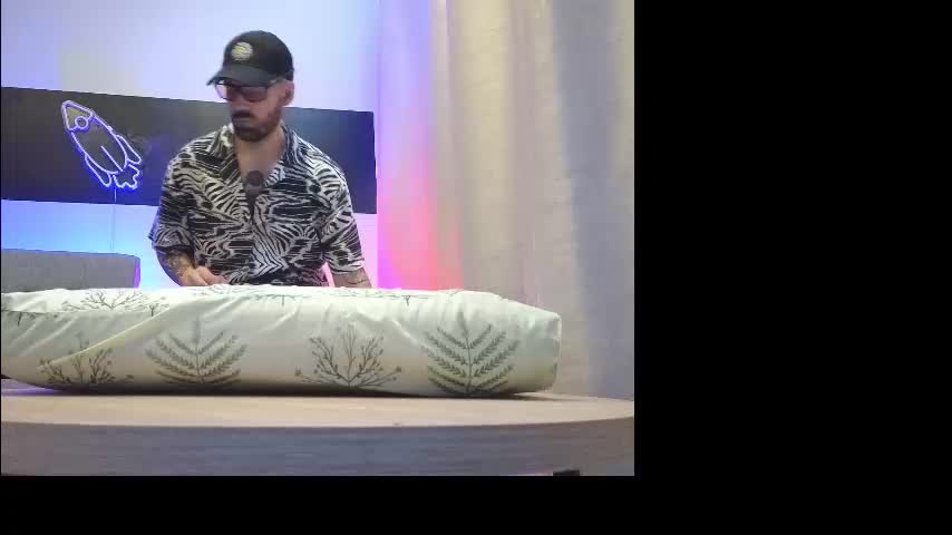 mattxfeet Live Sex January 17, 2026