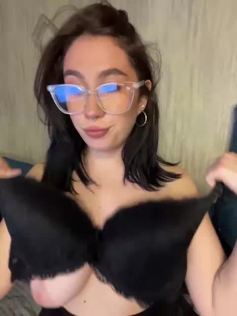 CurvyWoman- Live Sex January 17, 2026