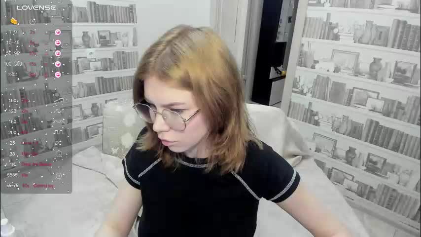 eumomino Live Sex January 17, 2026