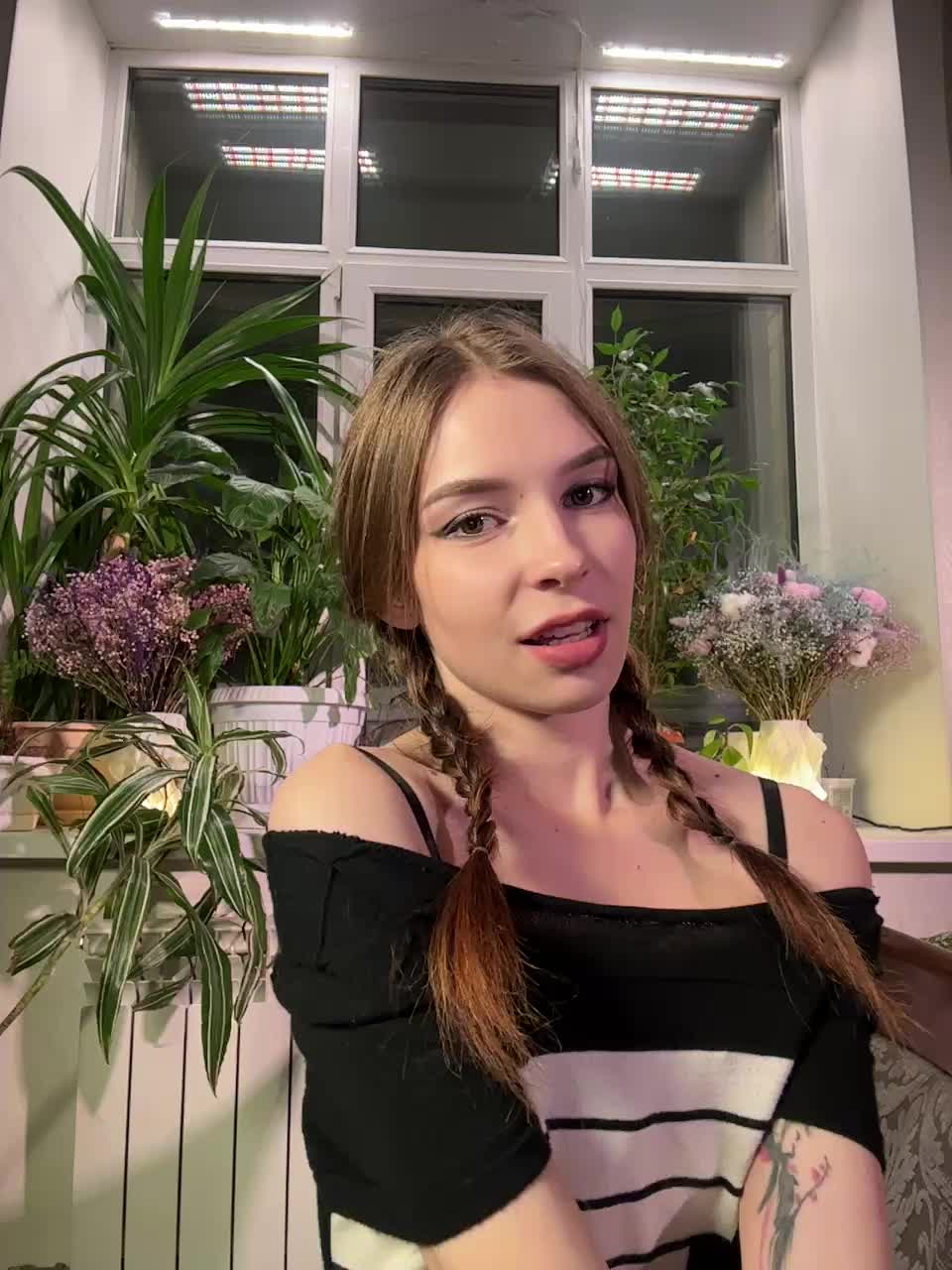 WednesdayFridayAddams Live Sex January 17, 2026