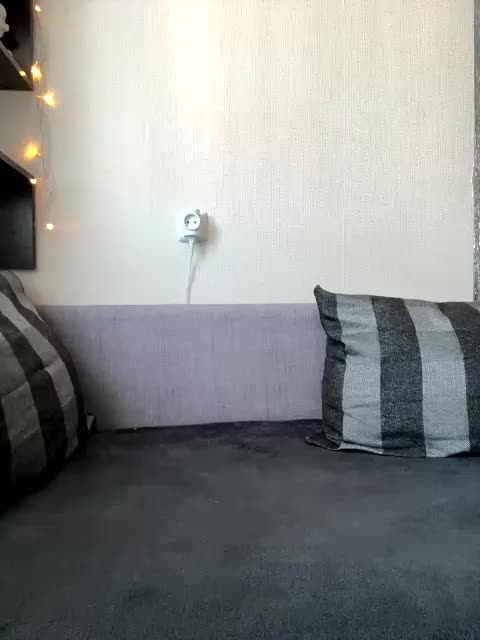 AdrienneBourget Live Sex January 18, 2026