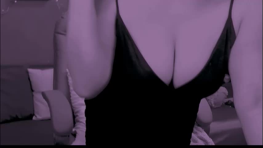 chantallovely Live Sex January 18, 2026