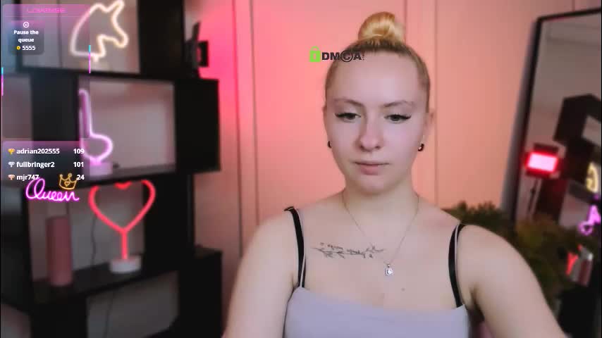 mila_glow Live Sex January 18, 2026