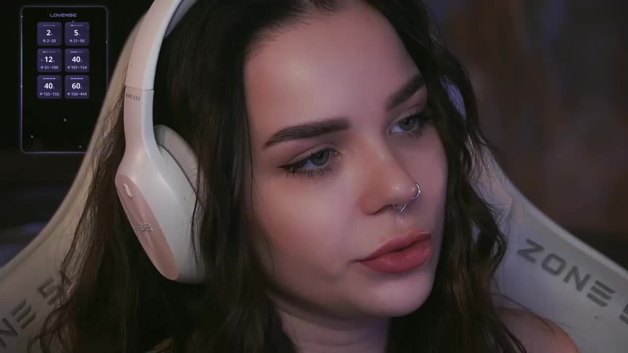 MiniNika Live Sex January 18, 2026