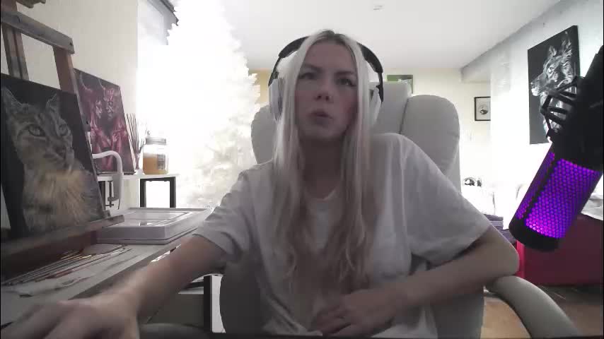 tinykylie Live Sex January 18, 2026