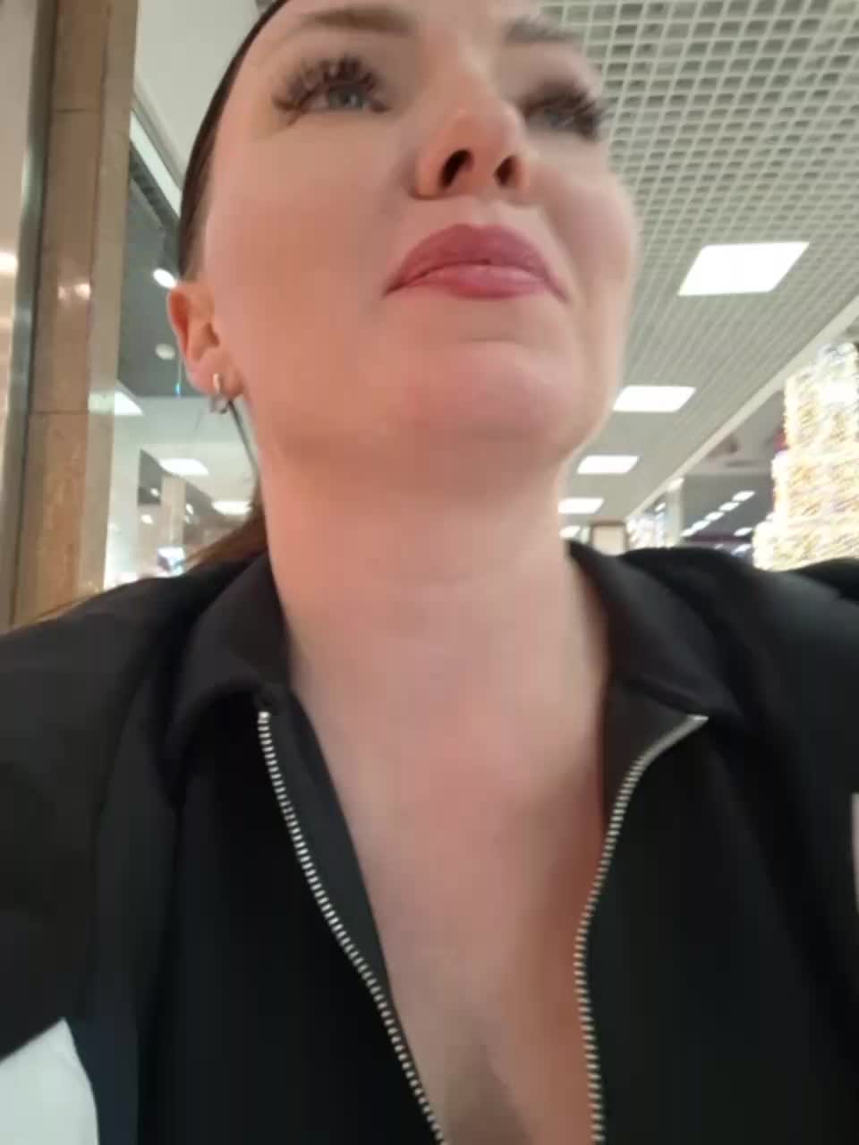 DIVORA Live Sex January 18, 2026