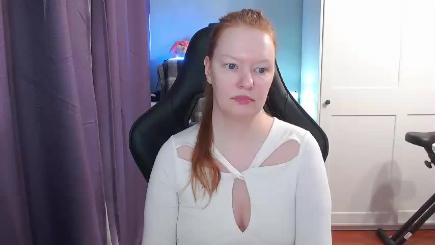 lady_inari Live Sex January 18, 2026