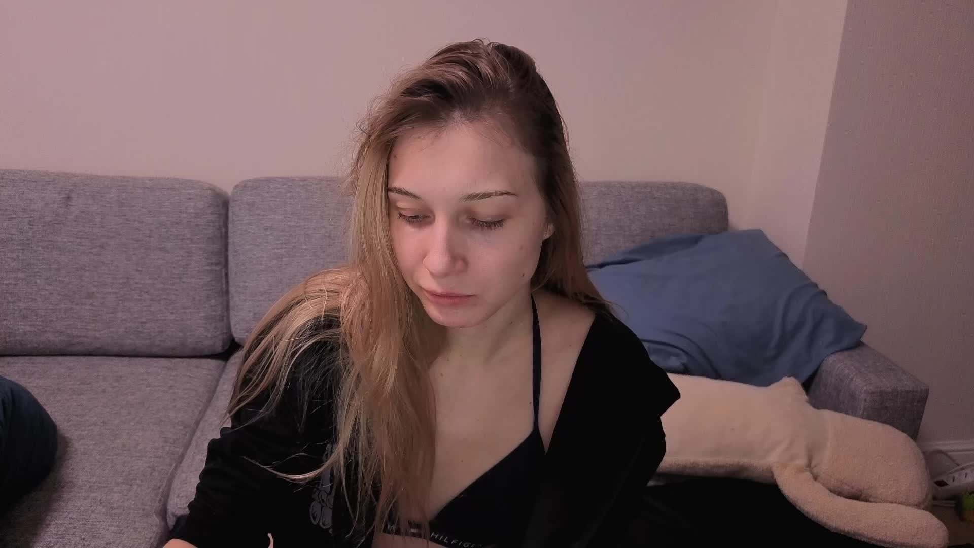 LindaLukas Live Sex January 18, 2026